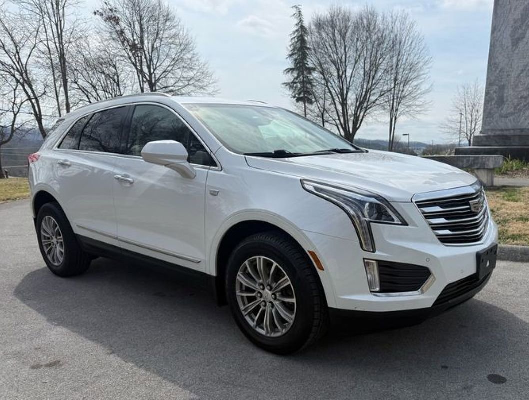 Used 2019 Cadillac XT5 Luxury image 3