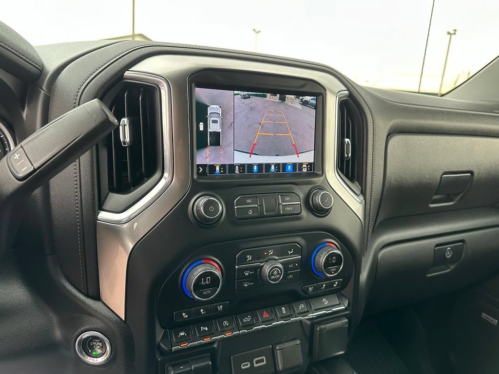 Used 2021 Chevrolet Silverado 1500 LTZ w/ LTZ Premium Package AWD/4WD image 17