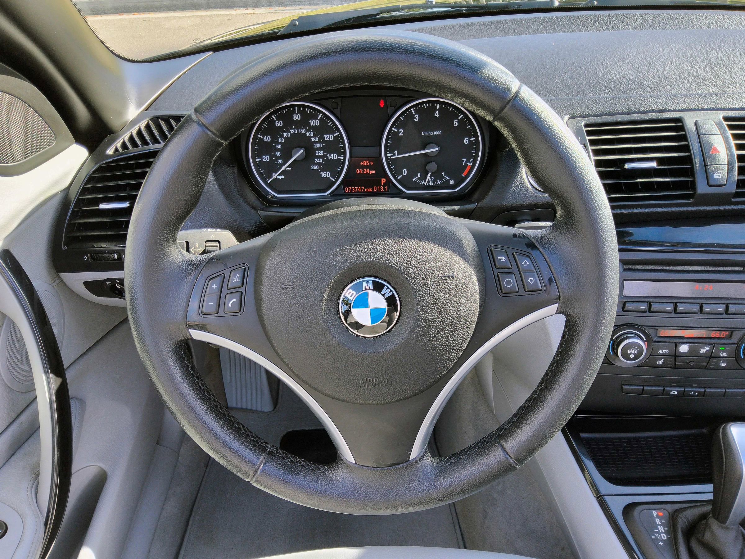 Used 2011 BMW 128i 128i Convertible 2D image 8