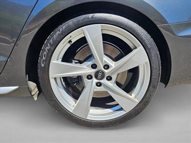 Used 2024 Audi S4 Premium Plus w/ Premium Plus Package AWD/4WD image 9