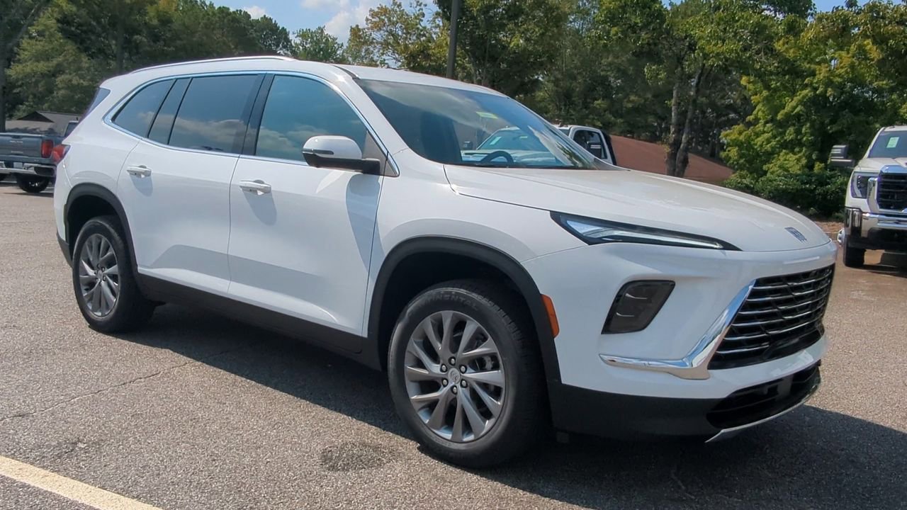 New 2026 Buick Enclave Preferred image 2