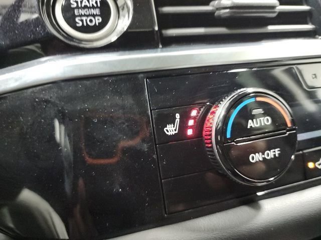 Used 2023 Nissan Pathfinder SV w/ SV Premium Package image 34