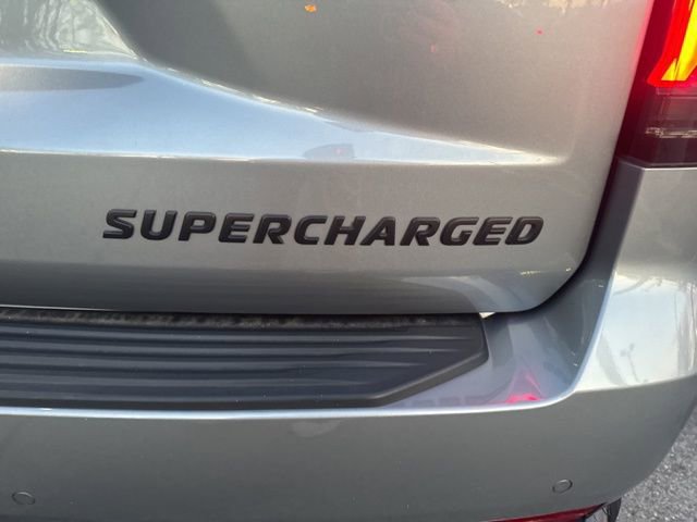 Used 2023 Cadillac Escalade Sport Platinum w/ LPO, ONYX Package image 7