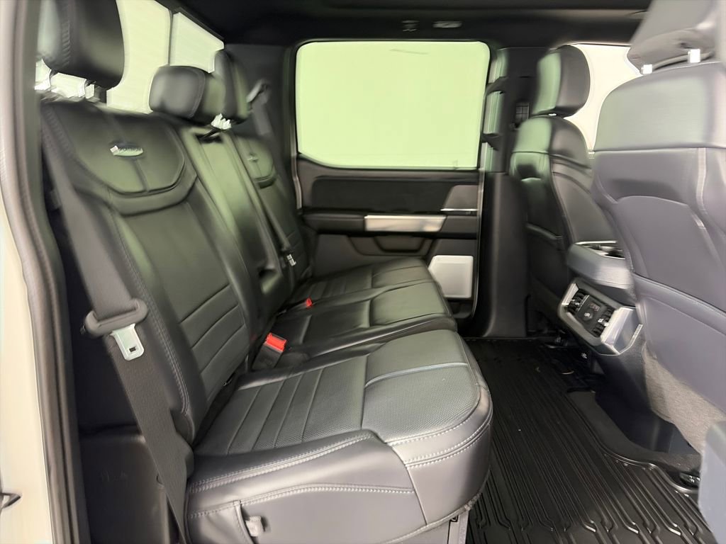 Certified 2025 Ford F450 Platinum w/ FX4 Off-Road Package image 30
