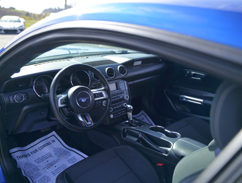 Used 2017 Ford Mustang Coupe image 11