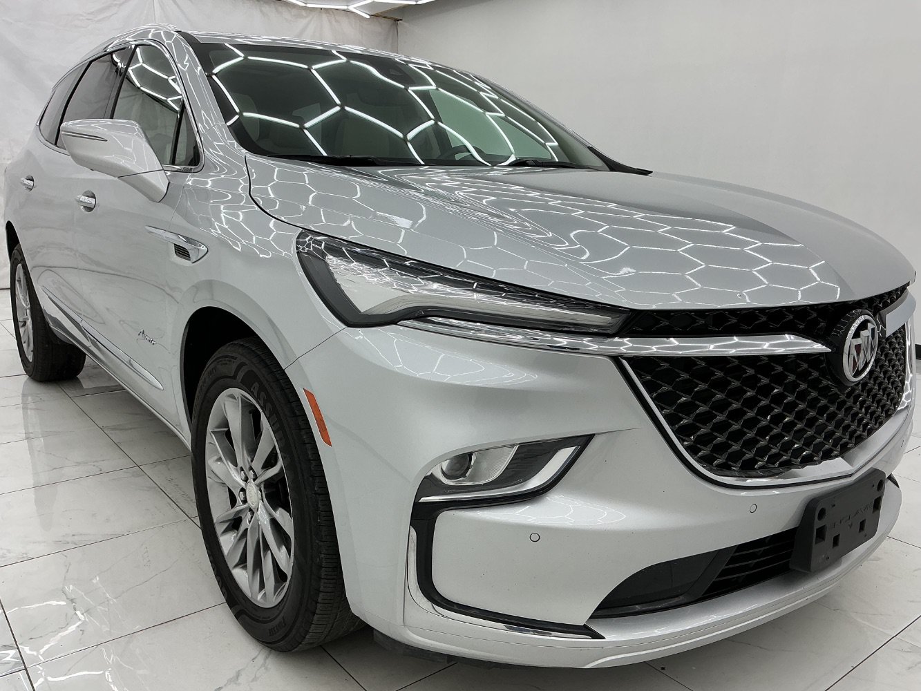 Used 2022 Buick Enclave Avenir w/ Trailering Package, 5000 lbs. AWD/4WD image 3