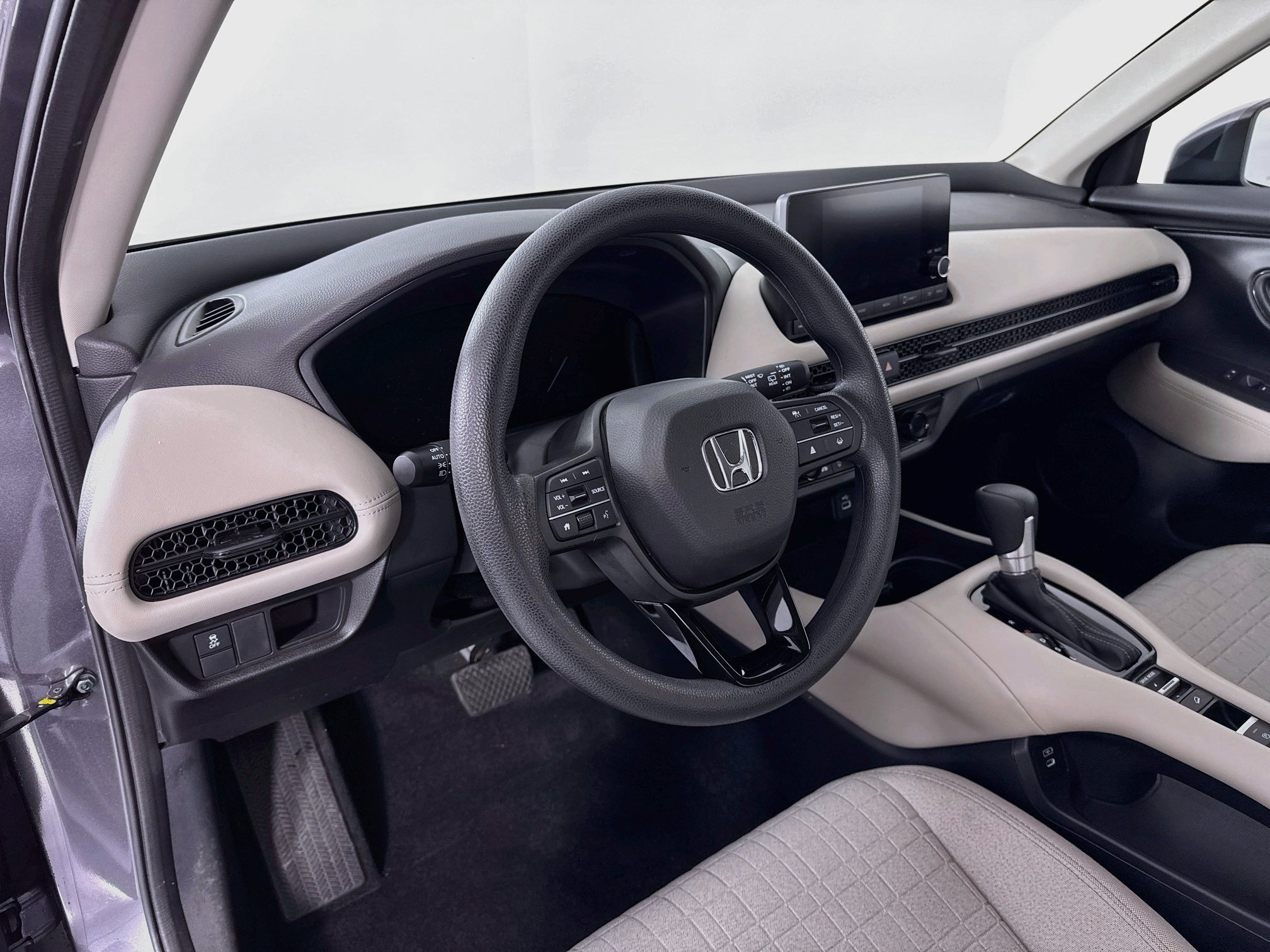 Certified 2024 Honda HR-V LX image 9