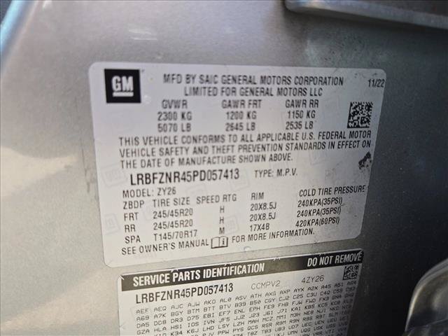 Used 2023 Buick Envision Essence w/ Sport Touring Package FWD image 25