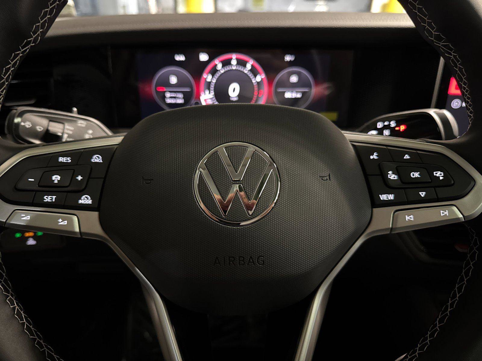 New 2026 Volkswagen Tiguan SE image 22