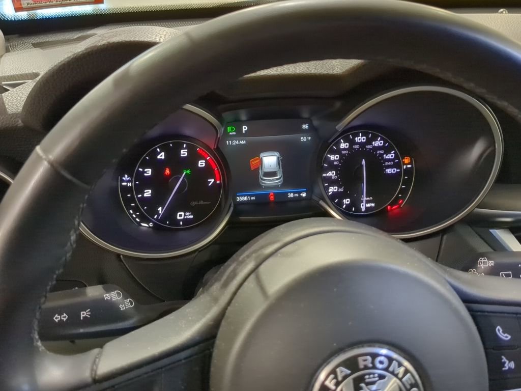 Used 2019 Alfa Romeo Stelvio Ti w/ Nero Edizione image 16
