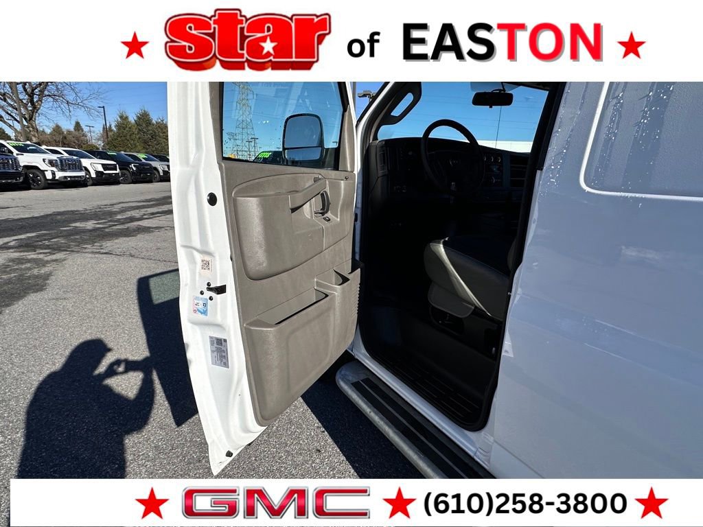 Used 2024 GMC Savana 2500 Work Van w/ Driver Convenience Package image 17