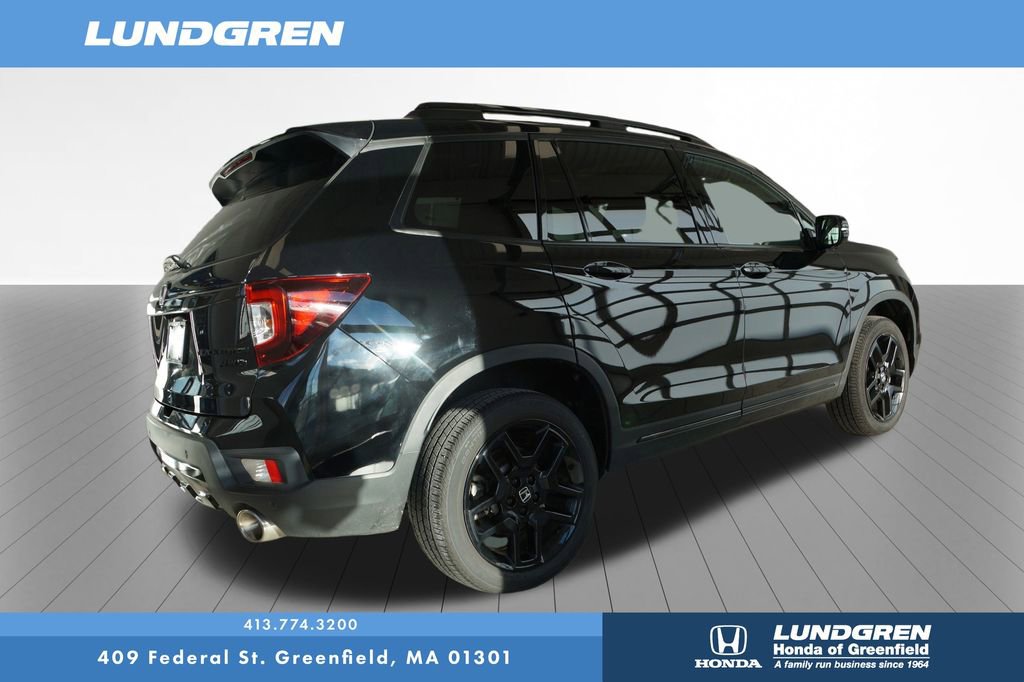 Used 2024 Honda Passport Black Edition image 9