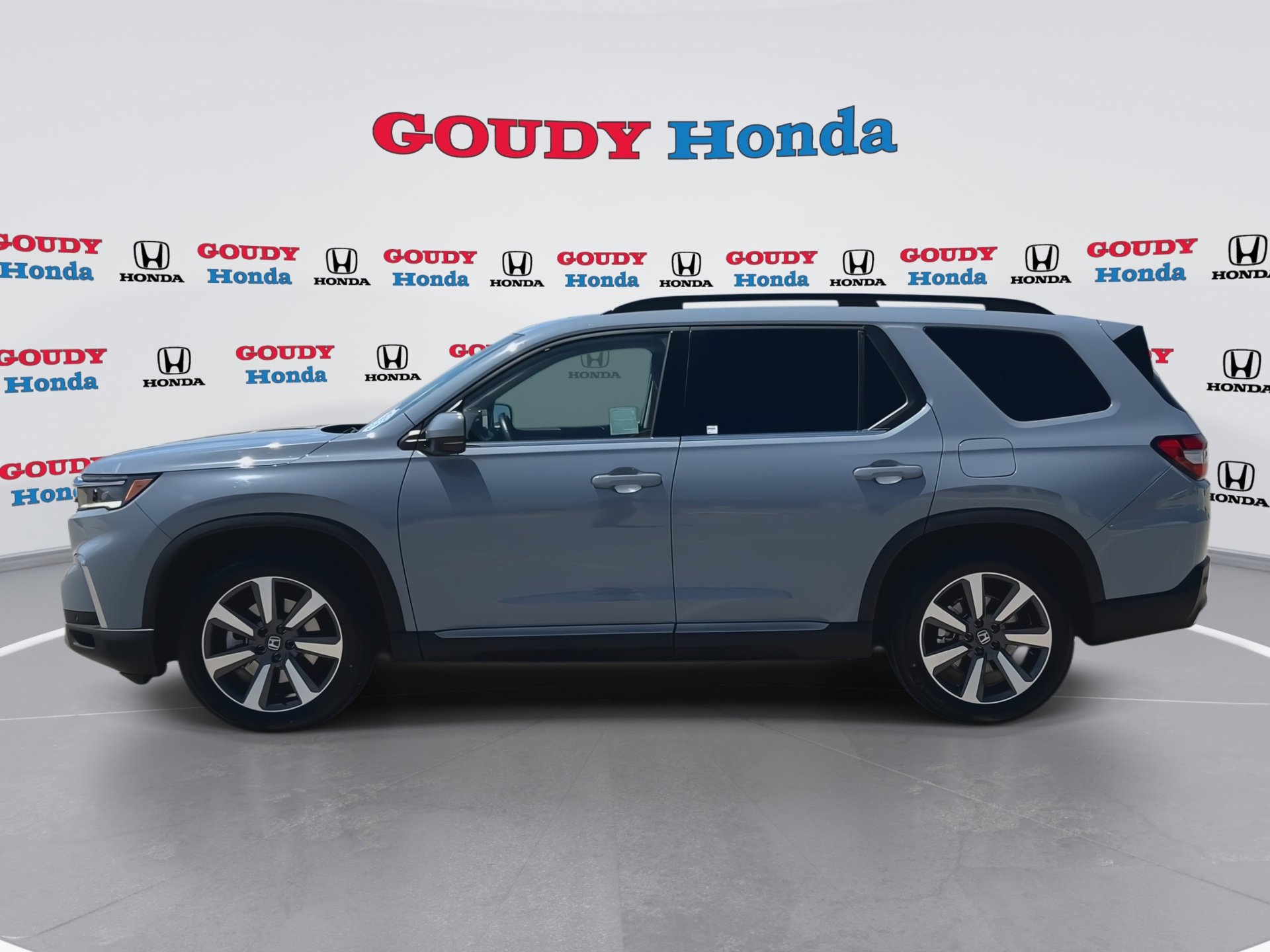 Certified 2023 Honda Pilot Touring image 5