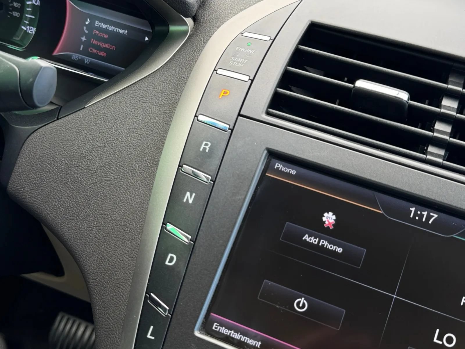 Used 2013 Lincoln MKZ Hybrid FWD image 34