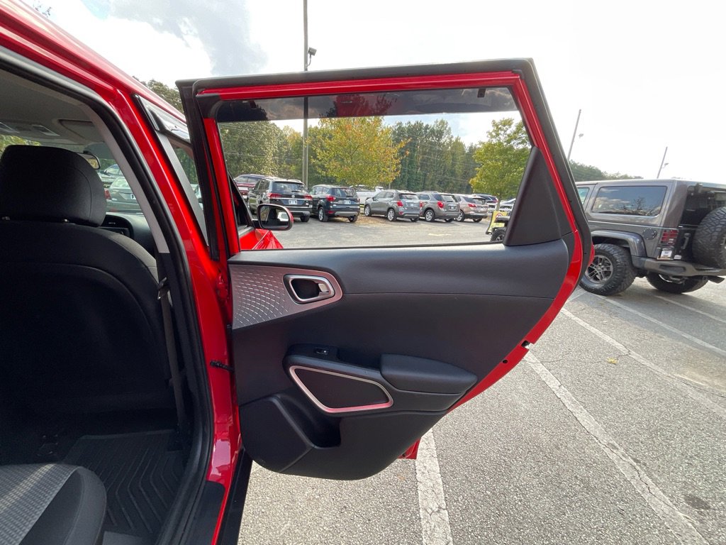 Used 2020 Kia Soul LX image 42