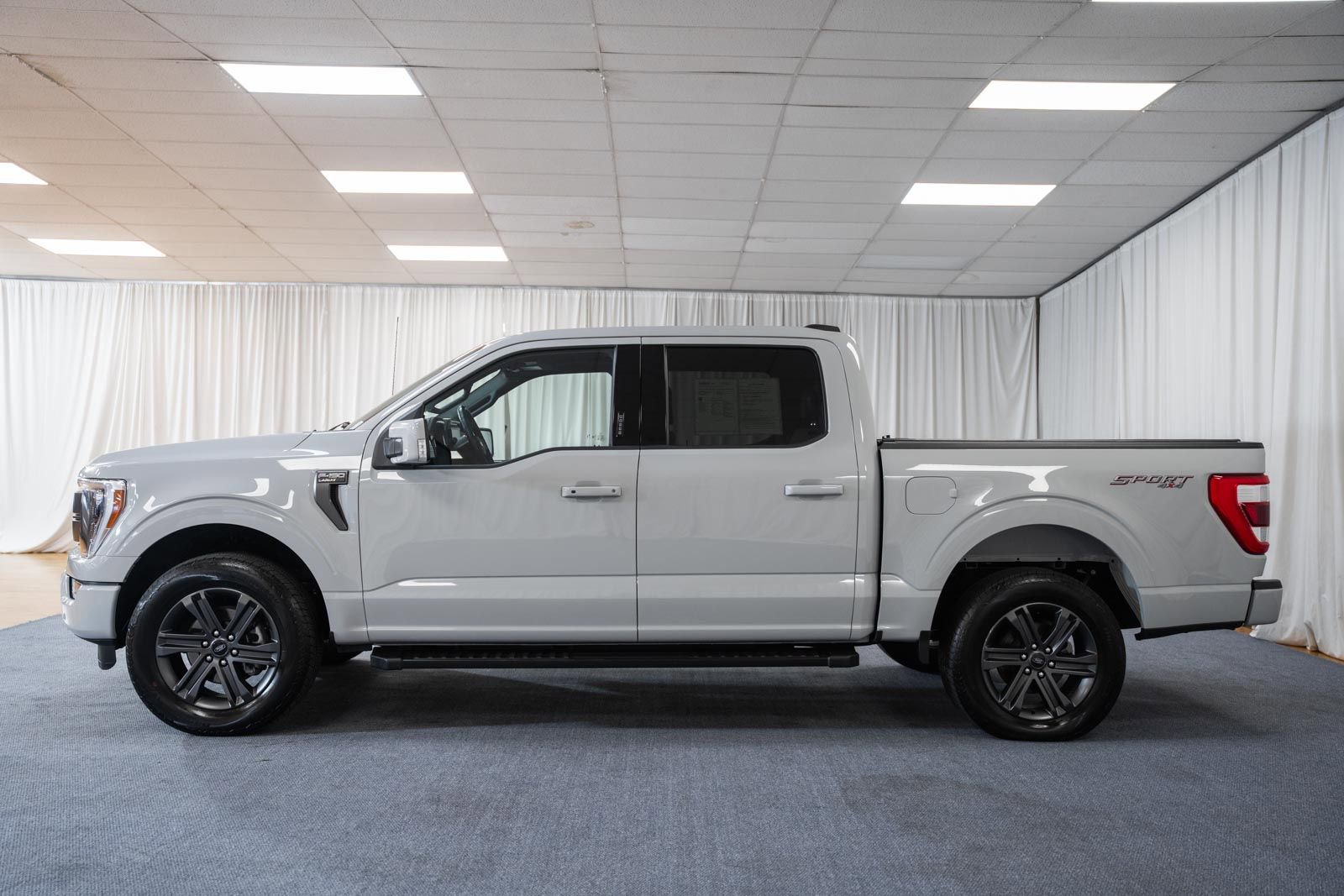 Used 2023 Ford F150 Lariat w/ Equipment Group 502A High image 5