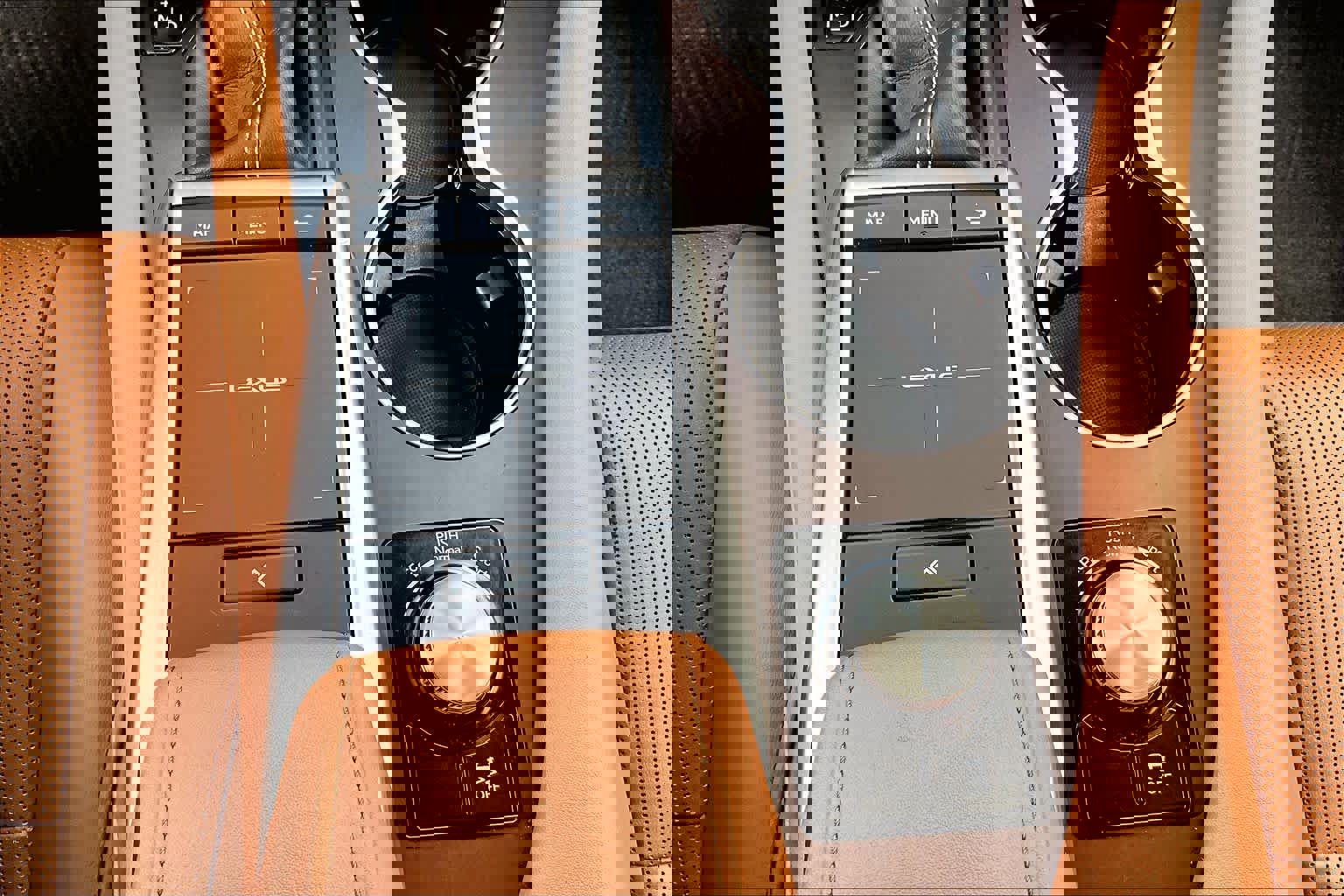 Used 2022 Lexus RX 350 FWD w/ Premium Package image 32