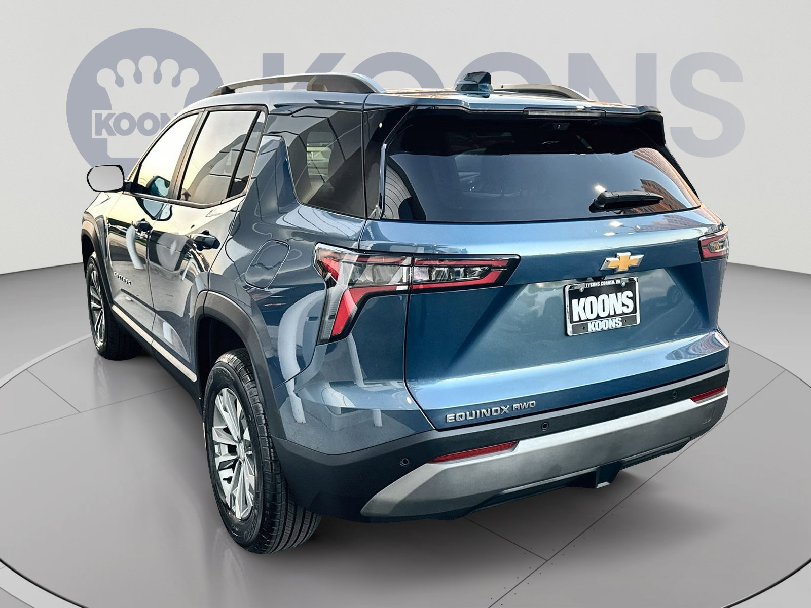 New 2027 Chevrolet Equinox LT w/ Safety and Technology Package AWD/4WD image 4