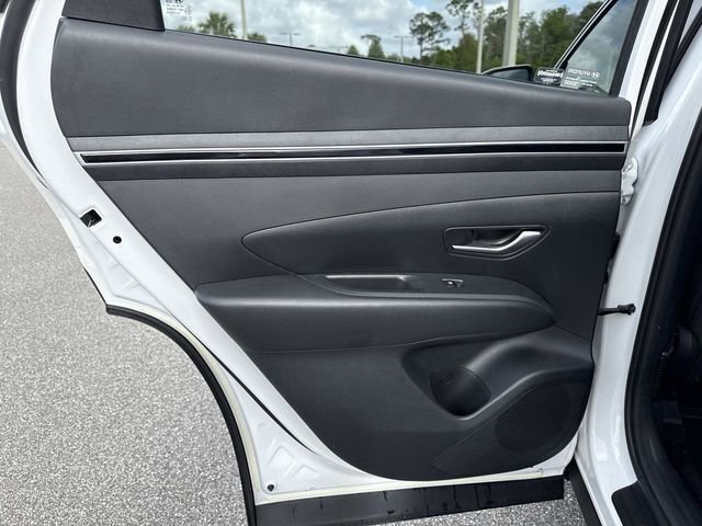 Used 2022 Hyundai Tucson Blue image 9