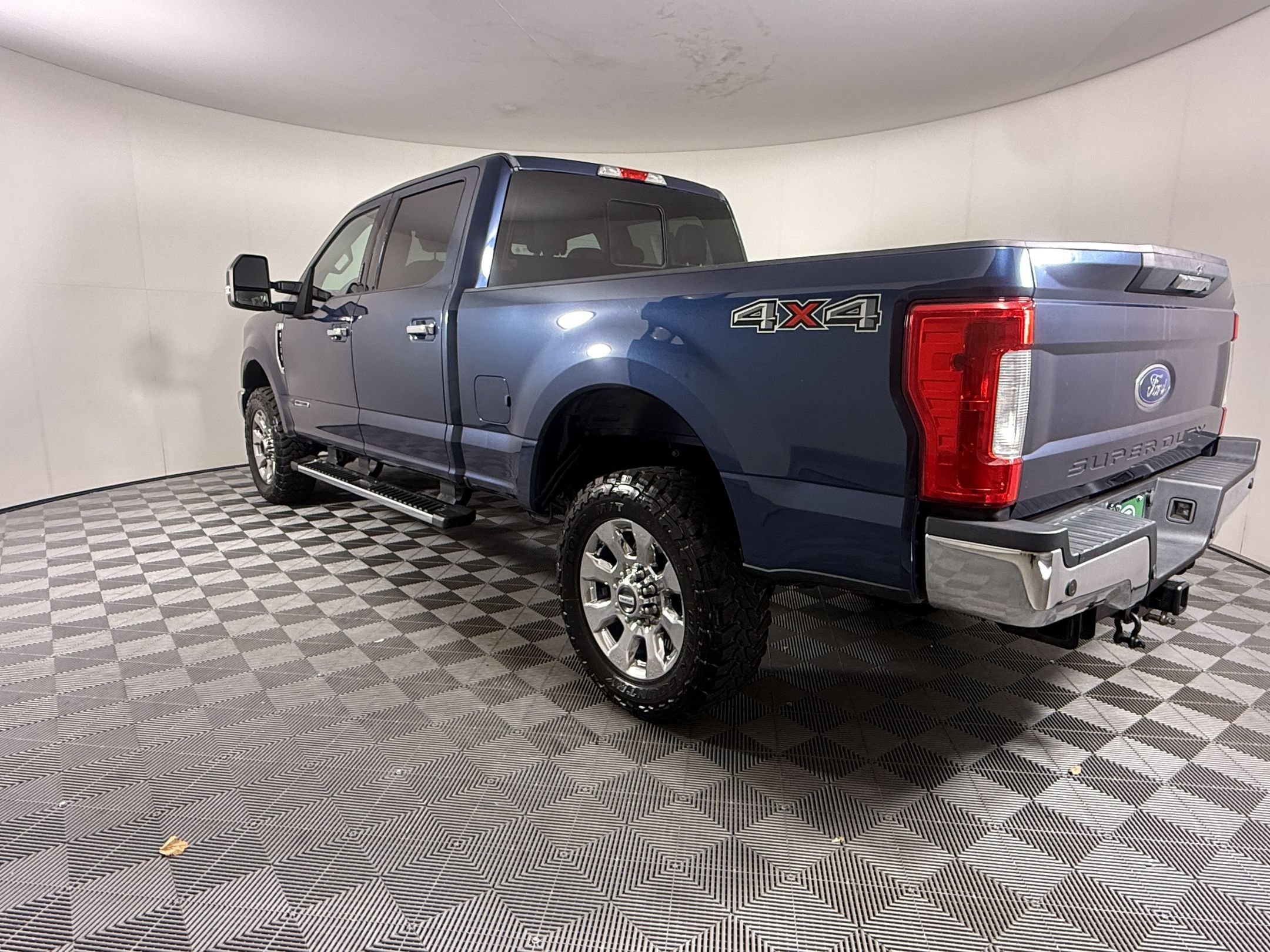 Used 2018 Ford F250 Lariat w/ Chrome Package AWD/4WD image 3