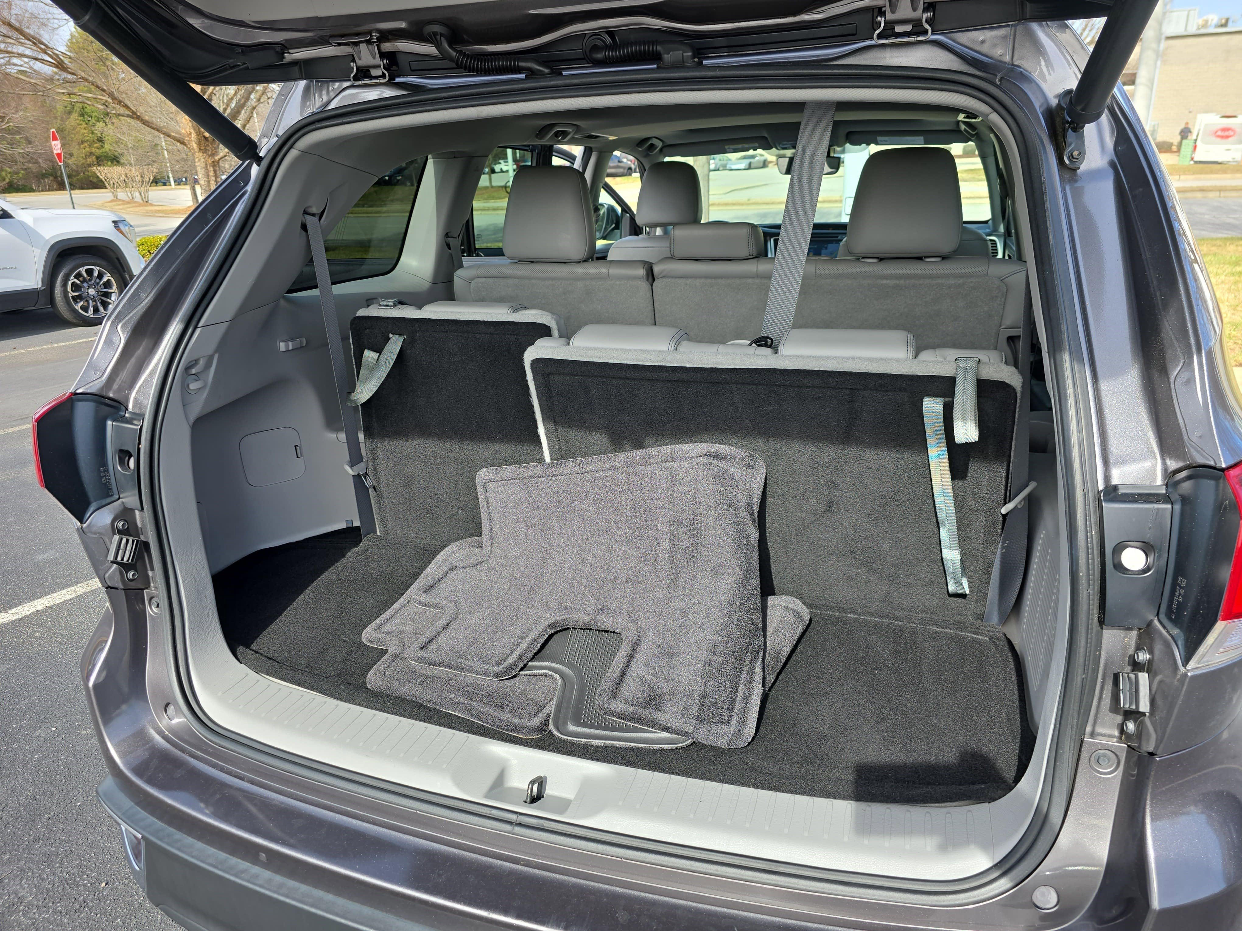 Used 2017 Toyota Highlander Limited image 13