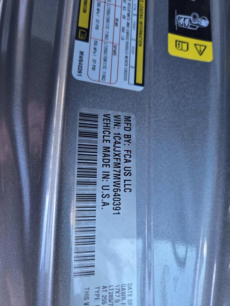 Used 2021 Jeep Wrangler Unlimited Rubicon image 43