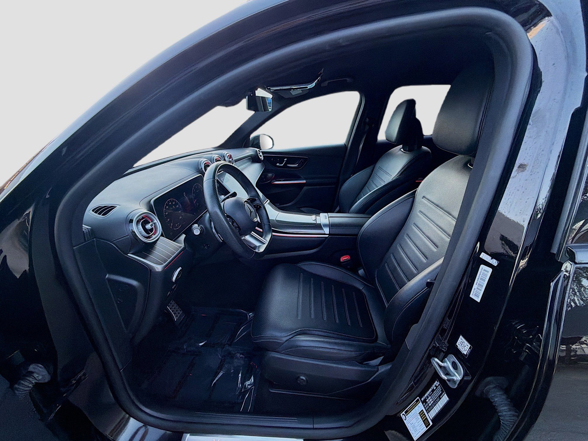 Used 2023 Mercedes-Benz GLC 300 image 18