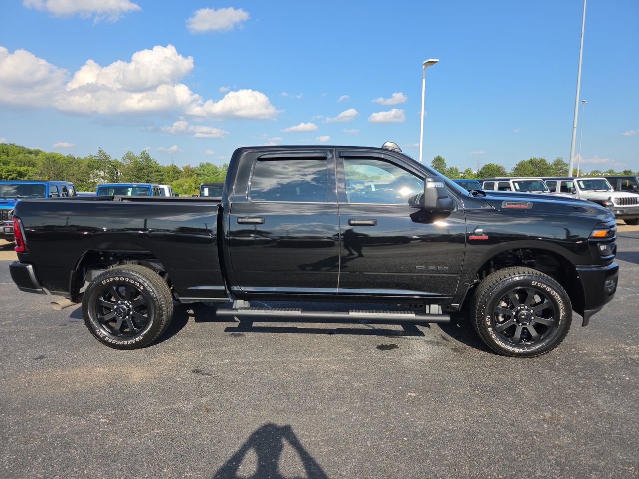 Used 2025 RAM 2500 Big Horn AWD/4WD image 9