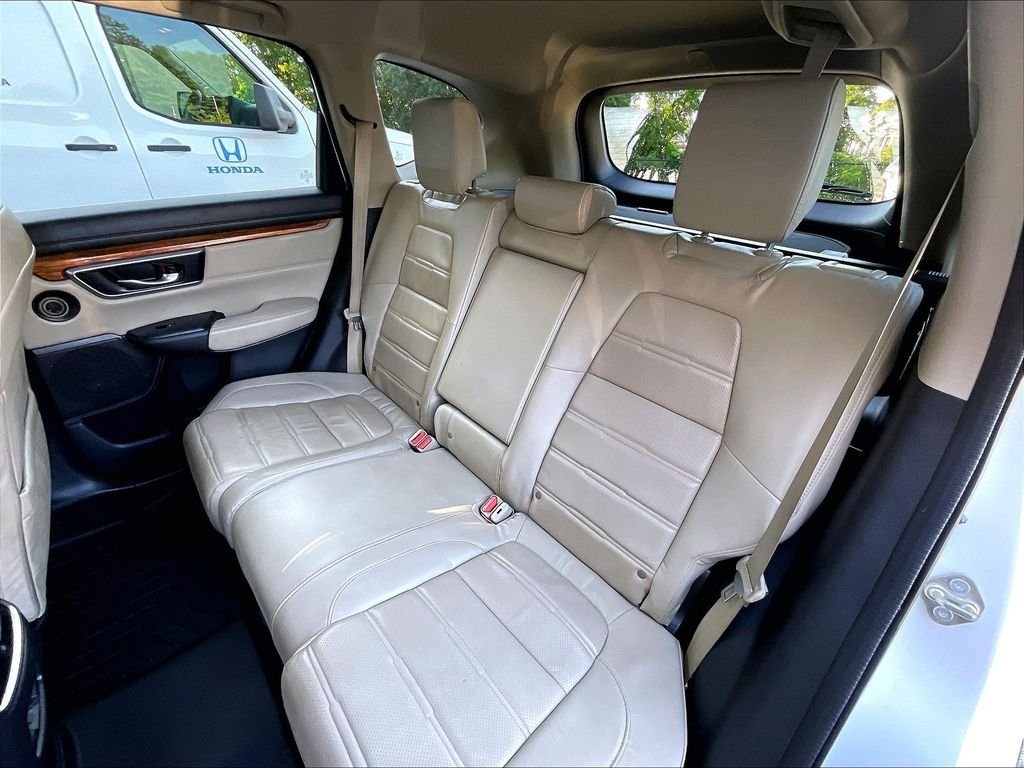 Used 2018 Honda CR-V Touring image 15