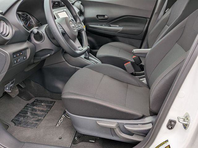 Used 2025 Nissan Kicks Play S FWD image 11