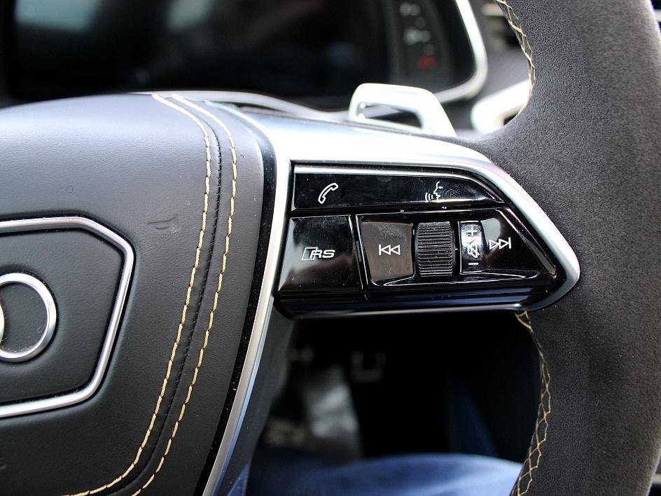 Used 2024 Audi RS 6 performance image 13