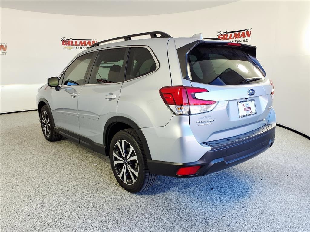 Used 2023 Subaru Forester Limited image 2