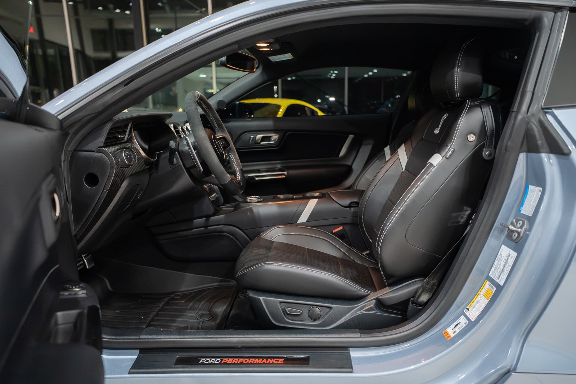 Used 2022 Ford Mustang Shelby GT500 RWD image 9