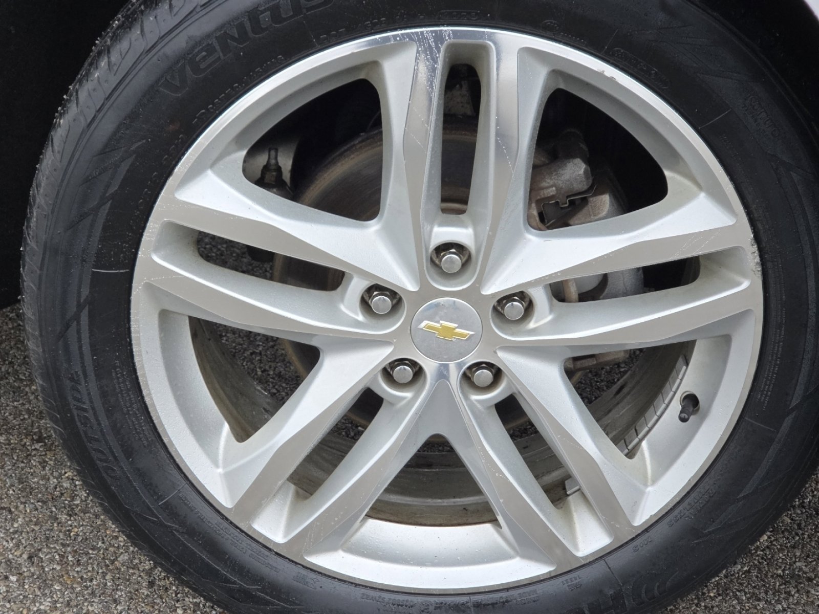 Used 2018 Chevrolet Equinox Premier image 10