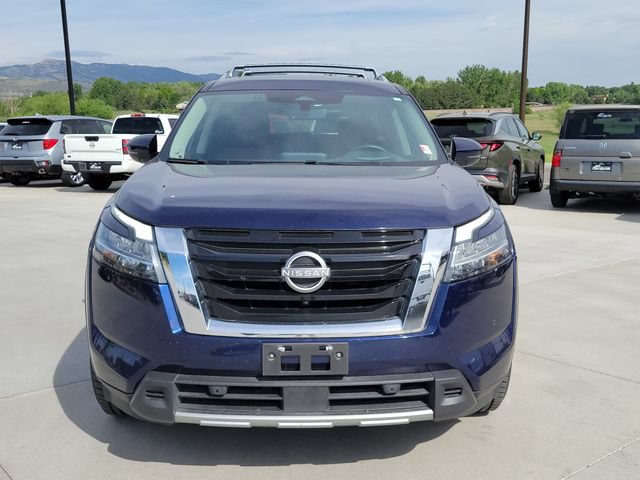 Used 2023 Nissan Pathfinder Platinum AWD/4WD image 5