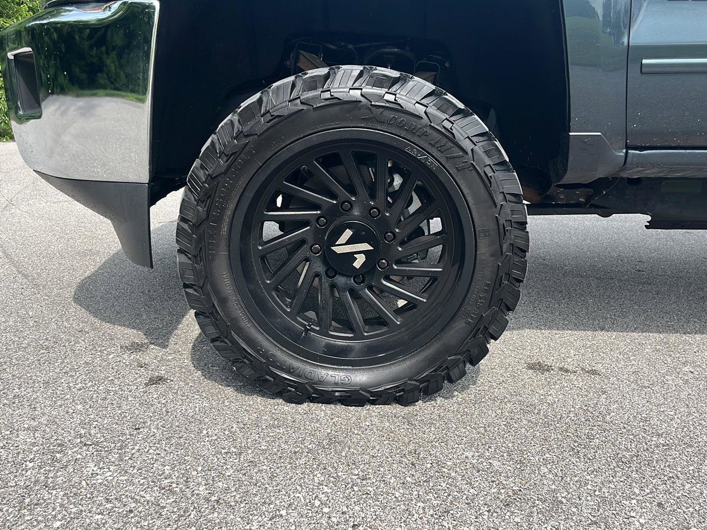 Used 2018 Chevrolet Silverado 2500 LT w/ All Star Edition AWD/4WD image 9