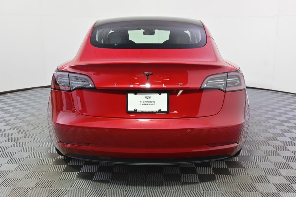 Used 2019 Tesla Model 3 Standard Range Plus image 5