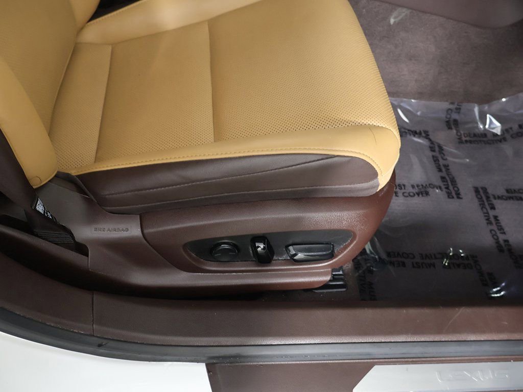 Used 2020 Lexus ES 350 w/ Premium Package image 32