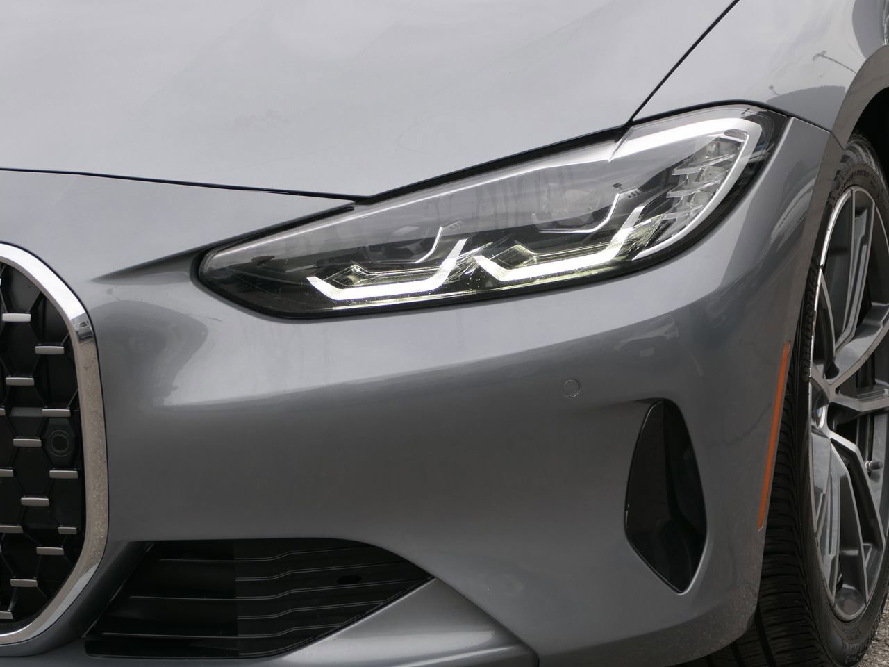 Used 2024 BMW 430i Convertible image 7