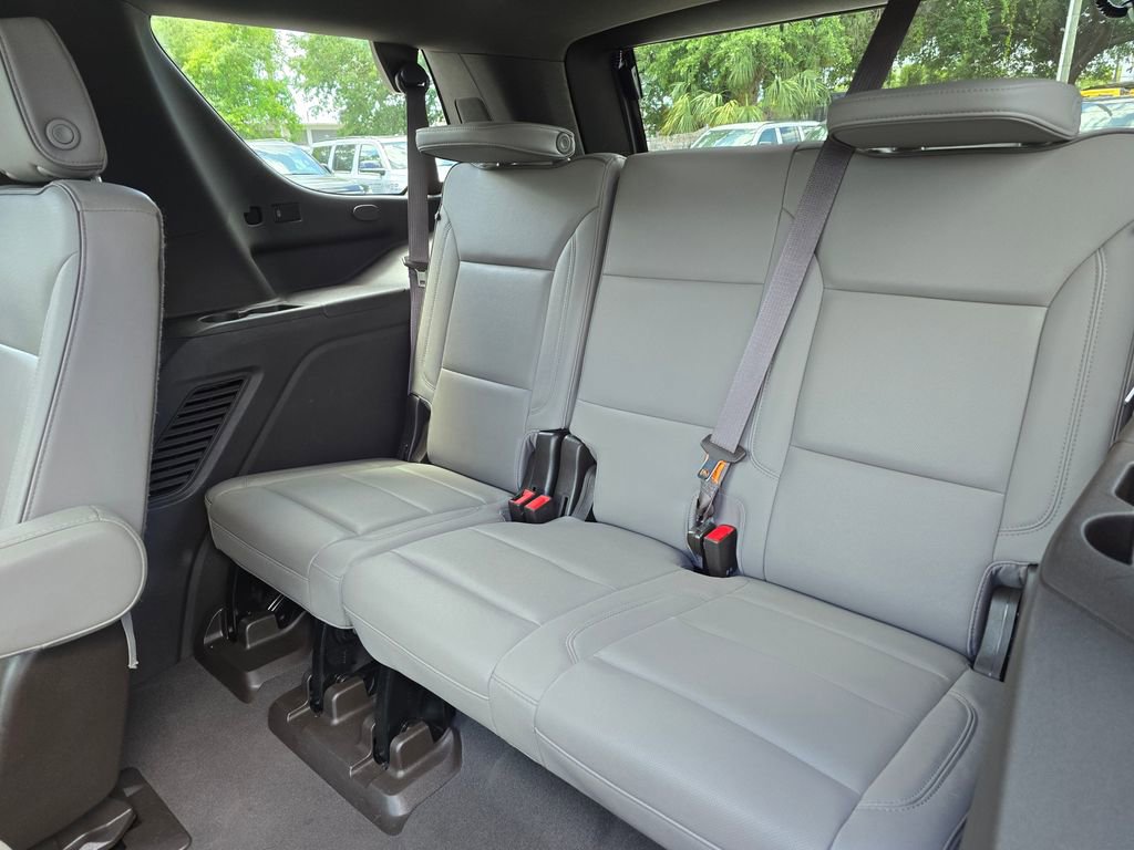 Used 2023 GMC Yukon SLT w/ Max Trailering Package AWD/4WD image 28