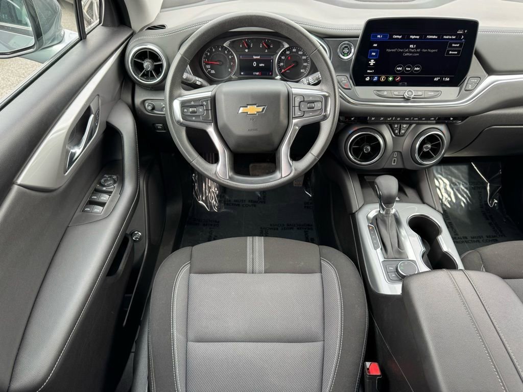 Used 2024 Chevrolet Blazer LT w/ Convenience Package image 15