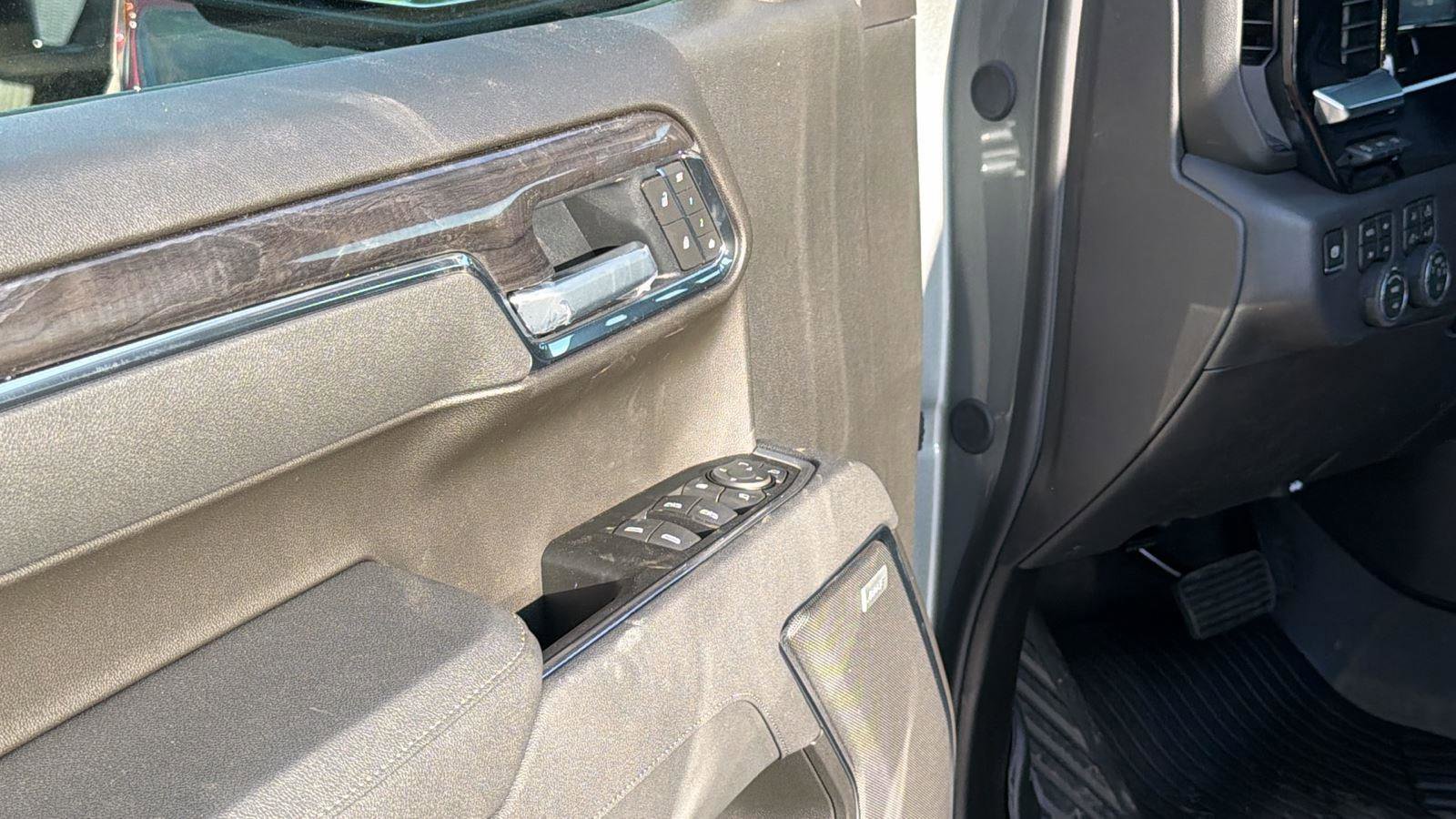 New 2026 Chevrolet Silverado 1500 LTZ AWD/4WD image 12