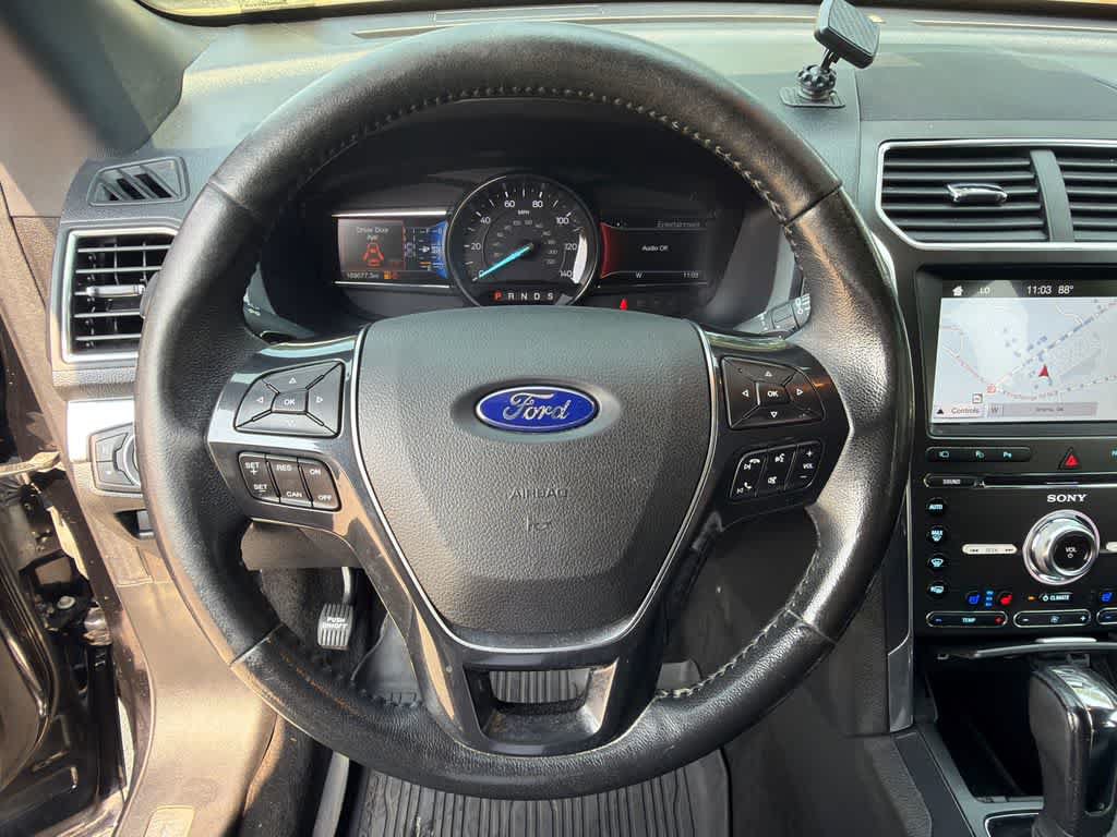 Used 2017 Ford Explorer Limited w/ Equipment Group 301A FWD image 22