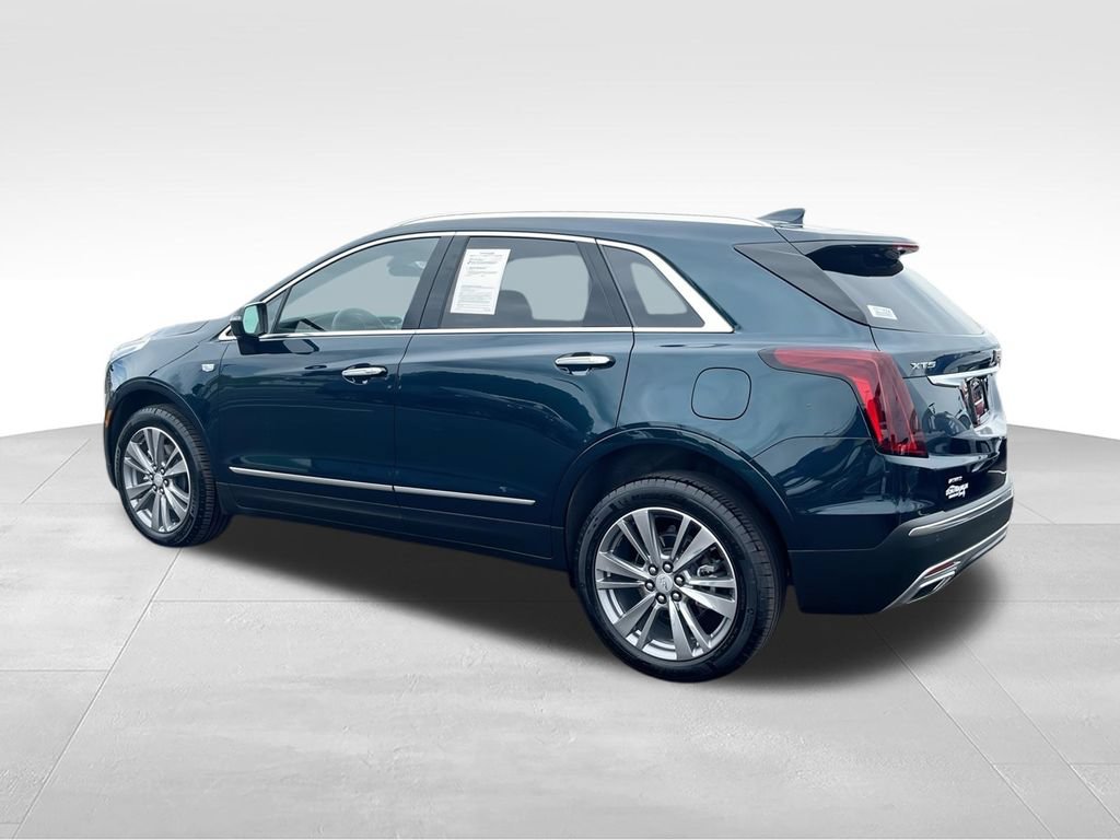 Used 2025 Cadillac XT5 Premium Luxury AWD/4WD image 6