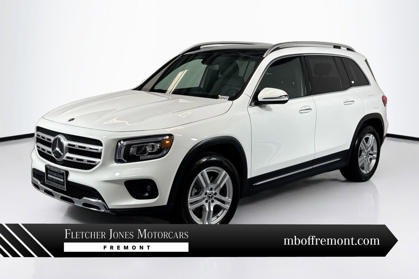Certified 2023 Mercedes-Benz GLB 250 w/ Premium Package image 1