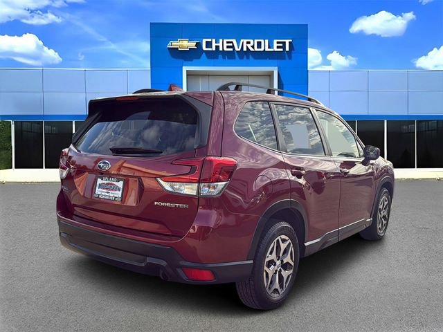 Used 2022 Subaru Forester Premium image 3