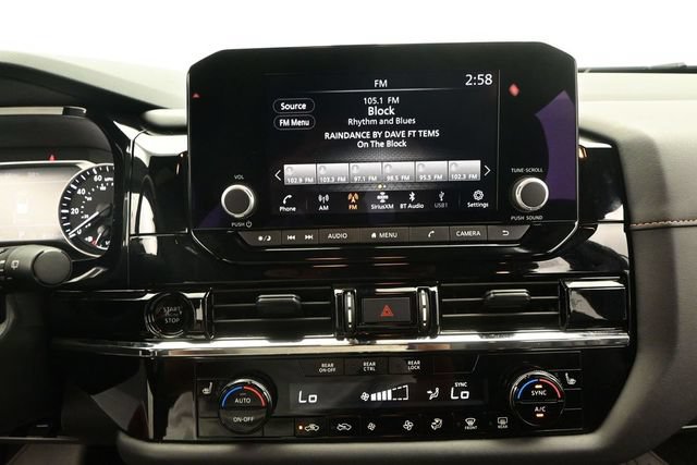 Used 2025 Nissan Pathfinder Rock Creek AWD/4WD image 9