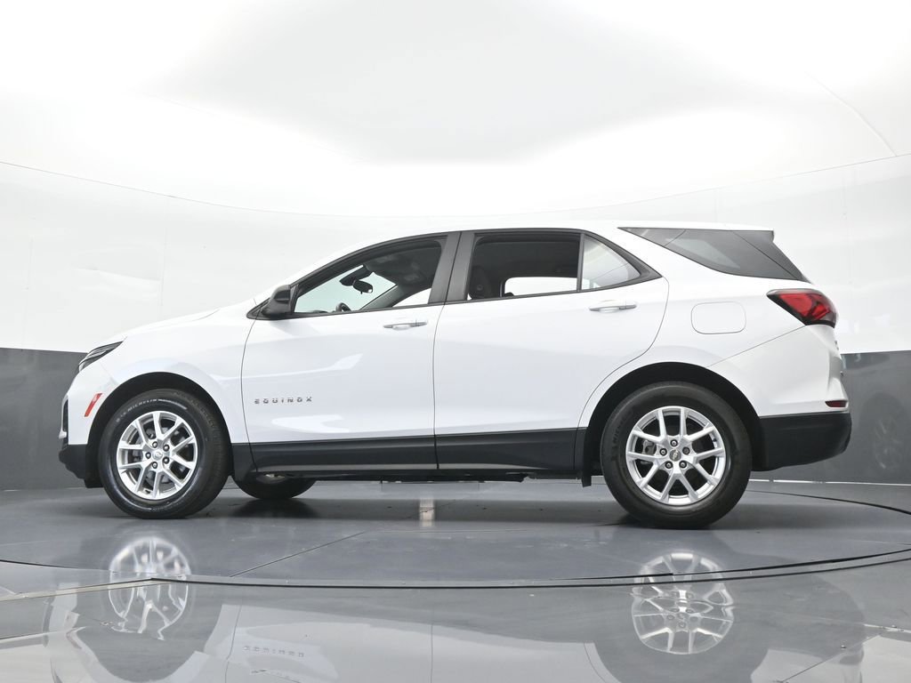 Used 2024 Chevrolet Equinox LS FWD image 51