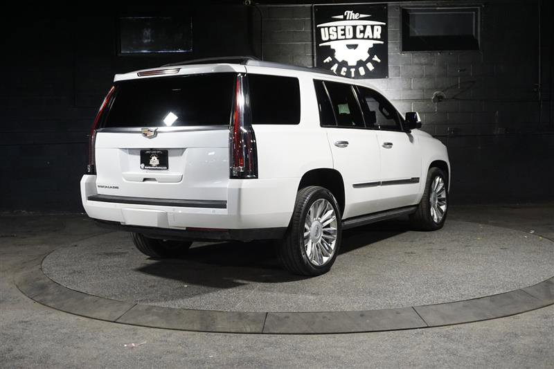 Used 2016 Cadillac Escalade Platinum image 6