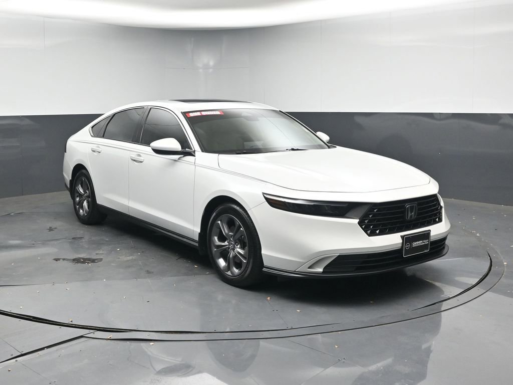 Used 2023 Honda Accord EX image 7